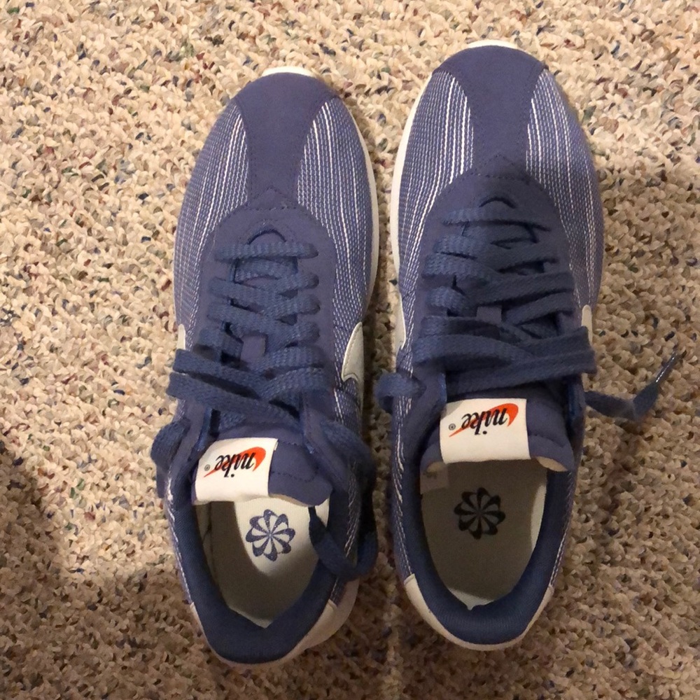 Nike shoes